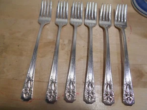 6 Wallace Harmony House Silverplate 1937 CLASSIC FILAGREE Grillgabeln 8121 - Bild 1 von 3