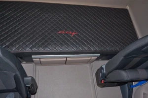 FITS DAF XG XG+ TRUCK ECO LEATHER BED COVER - BLACK WITH RED STITCHES - Picture 1 of 4