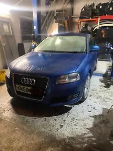Audi A3 Parcel Shelf 8P Models Black 5 Door Ref2 - Picture 1 of 10