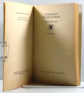 Judgment on Deltchev by Eric Ambler board Thriller book Vintage Pan 1961 - Picture 1 of 12