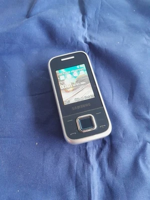 Samsung  GT E2350B - Metallic Blue (Ohne Simlock) Handy Slider  - Bild 1 von 4