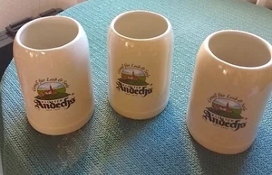 3 Krüge mit Aufdruck Klosterbrauerei Andechs seit 1455 in beige - Bild 1 von 4