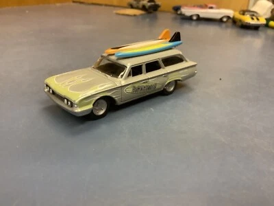 Ford 1960 camioneta Surf Rod Blowout Daddies Johnny Lightning 1/64. suelto Foto 1 de 4