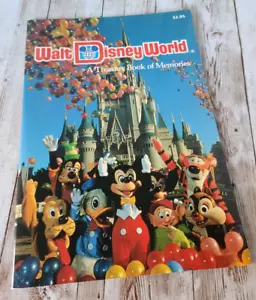 1989 Walt Disney World "Treasure Book of Memories" Magic Kingdom Souvenir - Bild 1 von 5