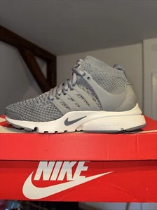 W Nike Air Presto Flyknit Ultra Größe 38 Uk 4,5 Sport Jogging Joggen Fitness - Bild 1 von 5