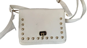 Damen Handtasche weiß Clutch mit Schulterriemen und Goldenen Applikationen - Bild 1 von 5