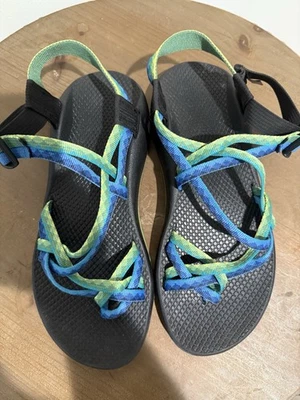 Correa de punta doble lazo Chaco ZX2 Yampa para mujer talla 9 verde/azul senderismo/exterior Foto 1 de 4