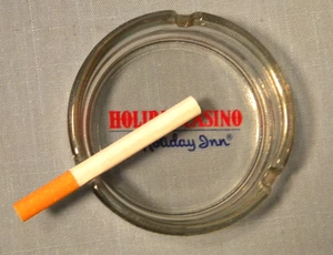 Ashtray Holiday Casino Holiday Inn Clear Glass  Ash Tray - Picture 1 of 3