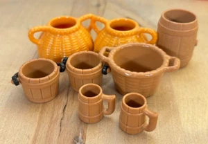 Menge 8 Puppenhaus Kunststoff Körbe Fässer Becher, Doppelgriff 1,5" Durchmesser - Bild 1 von 11