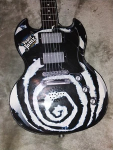 Paper Jamz Black White Guitar WowWee Series 1 Style 6 Instant Rock Star - Picture 1 of 3