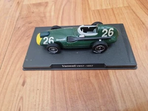 Rba Atlas Editionen 1/43 Klassisch 1957 Vanwall VW57 Stirling Moss F1 Auto - Bild 1 von 3