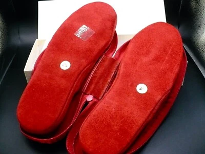 Chinelos de viagem Neiman Marcus camurça vermelha tamanho 39 bolsa com zíper média nunca usada - Imagem 1 de 4