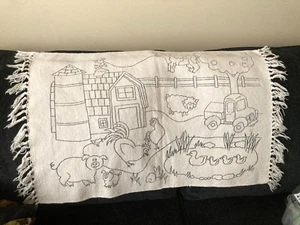 Stoff Bauernhof Teppich - Bild 1 von 5
