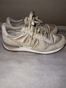 NIKE Internationalist Damen-Sneaker beige Gr. 40 / TOP!! - Bild 1 von 8
