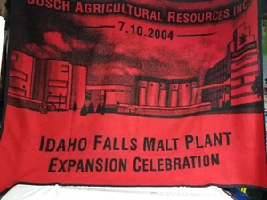 Lrg Rare VTG Budweiser Agricultural Fleece Blanket Idaho Malt Plant Made USA - Picture 1 of 3