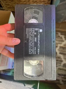 Frequency (VHS, 2000) Video Tape Vintage, Blockbuster Rental - Picture 1 of 1