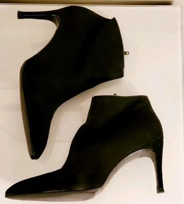 De Colección Yves Saint Laurent Gamuza Tobillo Stiletto Botas Mujer’s 8M Negro Cremallera Lateral  Foto 1 de 4