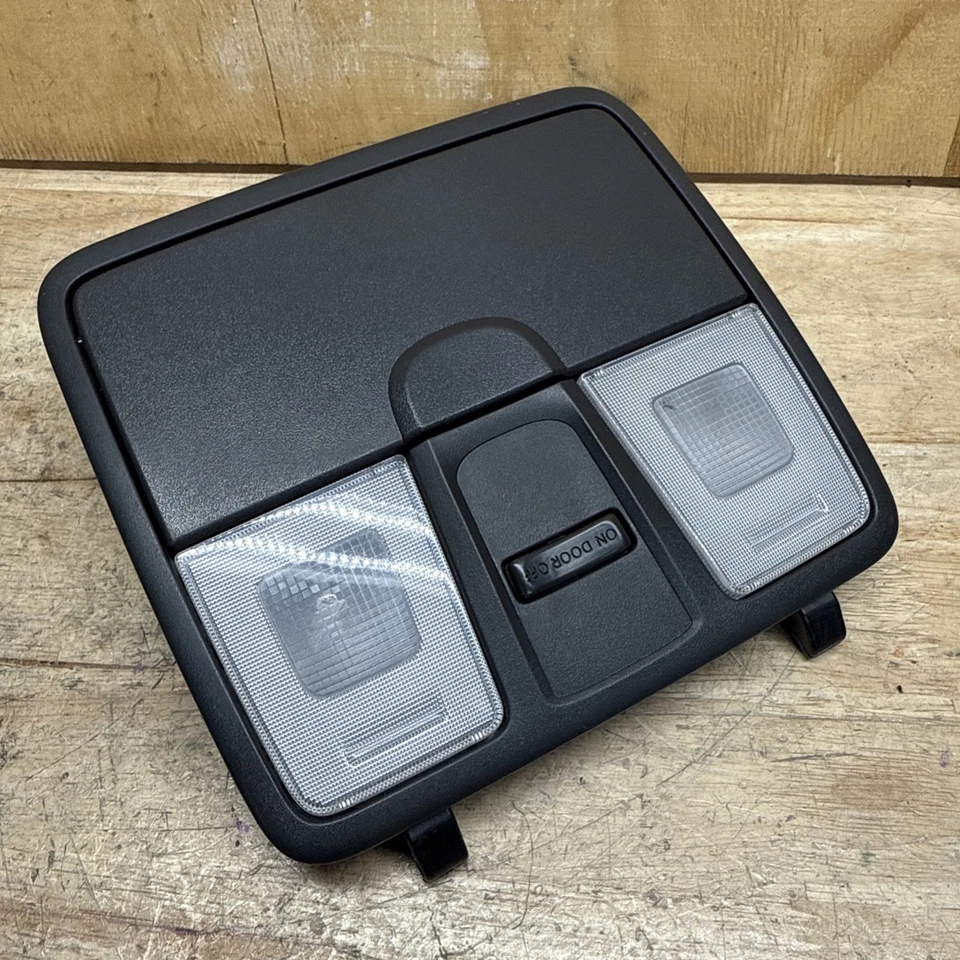 12 13 14 15 16 HYUNDAI VELOSTER  INTERIOR OVERHEAD DOME LIGHT 92800-2V000 OEM Foto 1 de 4