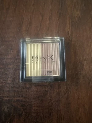 NEW Max Factor Eyeshadow Trio Compact #150 - Image 1 of 3
