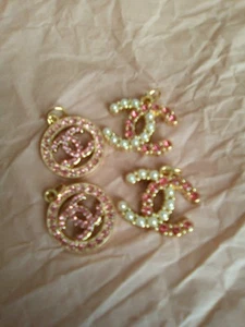 Lot Of 4 STAMPED Gold Tone Zipper Designer Button Chanel Charm - Picture 1 of 4