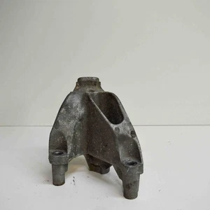 AUDI A4 8K2, B8 Motorhalter links 8K0199307CC 2.0 Benzin 162kw 2015 13282004 - Picture 1 of 5