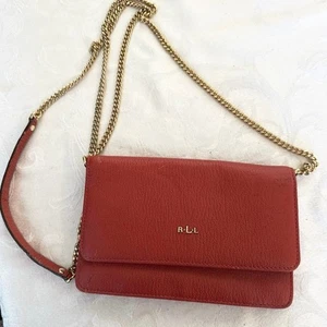 LAUREN Ralph Lauren Cherry Red Mini Gold Chain Wallet / Crossbody Purse - Bild 1 von 7
