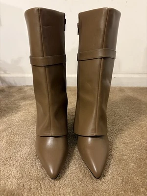 BCBGeneration Rinzy Cuffed 折叠靴 8.5 米 — 第 1/4 张图片