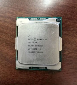 Intel Core X-series i9-7960X LGA-2066 CPU Processor X299 2.8GHz 16-Core 22MB - Picture 1 of 2