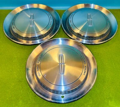 "Cubiertas de rueda tapacubos Lincoln Town Car 15"" (3) 1990-91" Foto 1 de 4