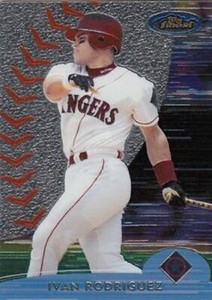 2000 Finest #80 Ivan Rodriguez Texas Rangers HOF