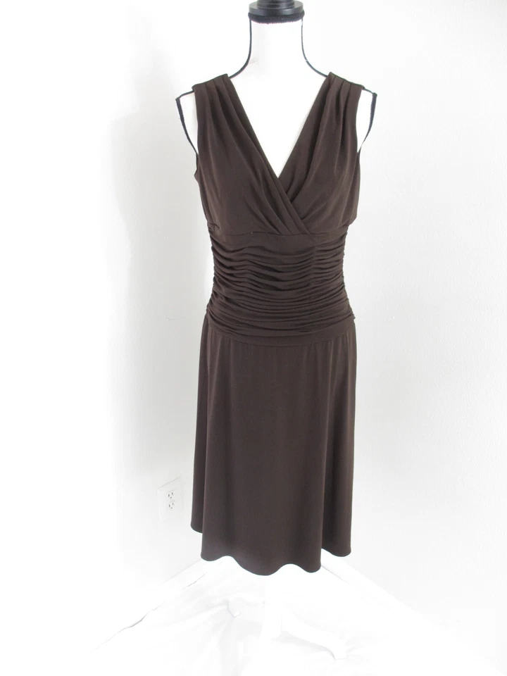 Vestido Dressbarn Bombshell Mujer 12 Marrón Acanalado Adelgazante SEXY Favorecedor Años 90 Y2K Foto 1 de 4