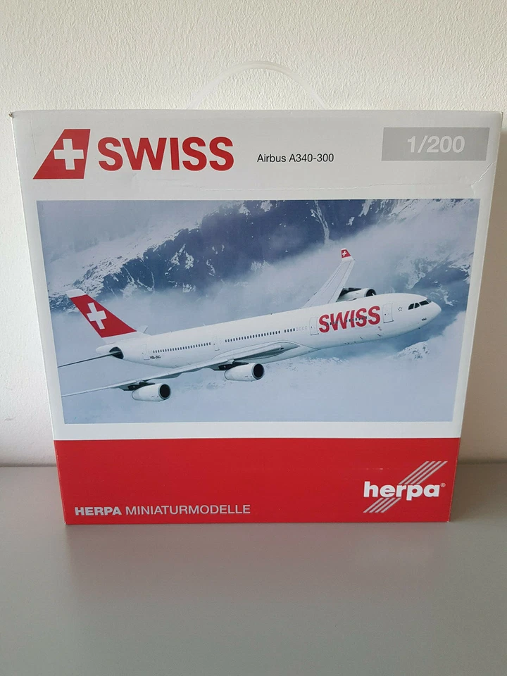 1:200 Herpa Wings 556712 Swiss International Air Lines Airbus A340-300, RARITÀ - Immagine 1 di 4