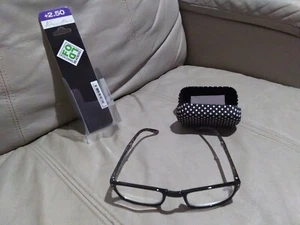 New Folding Reading Glasses Portable w/ Case +2.50 by sav eyewear fashion black - Picture 1 of 7