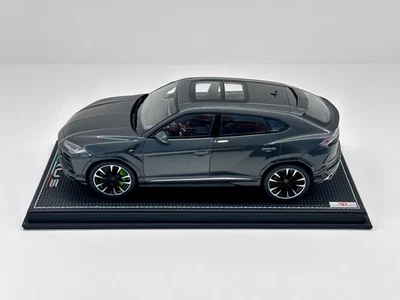 Lamborghini Urus 1/18 scale MR Collection Models (Grey with Diamond cut wheels) - Image 1 of 4