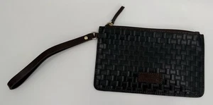 NWOT Dooney & Bourke Slim Basket Weave Lilliana Wristlet Brown Leather 8.5X5.25 - Picture 1 of 9