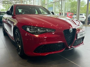 2024 Alfa Romeo Giulia 2.0 Turbo Sprint 4dr Auto Saloon Petrol Automatic - Picture 1 of 18