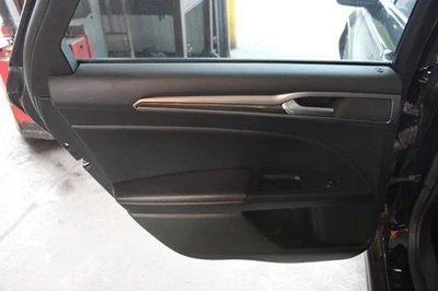 2017 Ford Fusion Rear Left Door Panel Trim Black Used OEM 401097 Foto 1 de 4