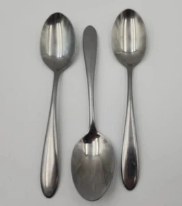 Heritage Mint Ltd Stainless Reflections 18/0 Place Oval Soup Spoon - Set of 3 - Picture 1 of 3