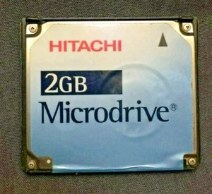 Hitachi 2GB CompactFlash+ Type II MicroDrive HMS360402D5CF with PC Card Adapter - Picture 1 of 5