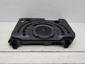 2023 ALTAVOZ DE SUBWOOFER MASERATI LEVANTE HARMAN/KARDON FABRICANTE DE EQUIPOS ORIGINALES 670100017 - Imagen 1 de 14