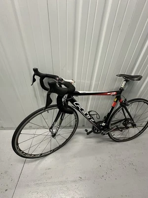 BICICLETA DE ESTRADA DE FELTRO F2 54cm F-SERIES DI2 PRIMEIRA GERAÇÃO 10X2 CARBONO - Imagem 1 de 4