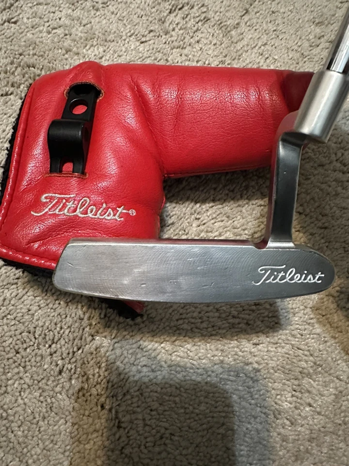 Scotty Cameron Studio Stainless Newport RH 32.5 inch Putter with headcover - Image 1 of 4