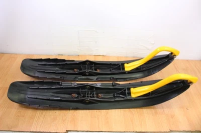 2008 SKI-DOO SUMMIT 800 Left And Right Skis - Image 1 of 4