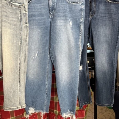 KanCan Exclusivo para Maurices Lote de 3 Jeans Tallas 18-20 Usado en Excelente Condición Foto 1 de 4