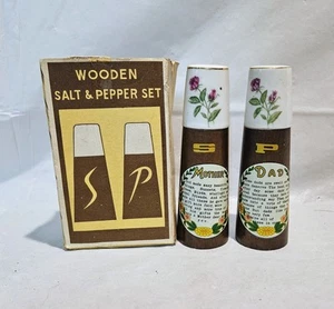 *NOS* Vintage Wooden Salt & Pepper Shakers w/box! - Picture 1 of 5