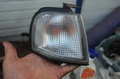 91-96 USDM OEM Infiniti G20 передний пассажирский боковой угловой фонарь лампа 210-63321 FR - Изображение 1 из 3