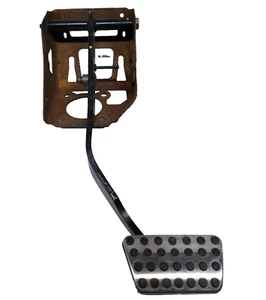 2015-2023 Dodge Challenger SRT Hellcat Brake Pedal Assembly #9080 Q5 OEM - Picture 1 of 3