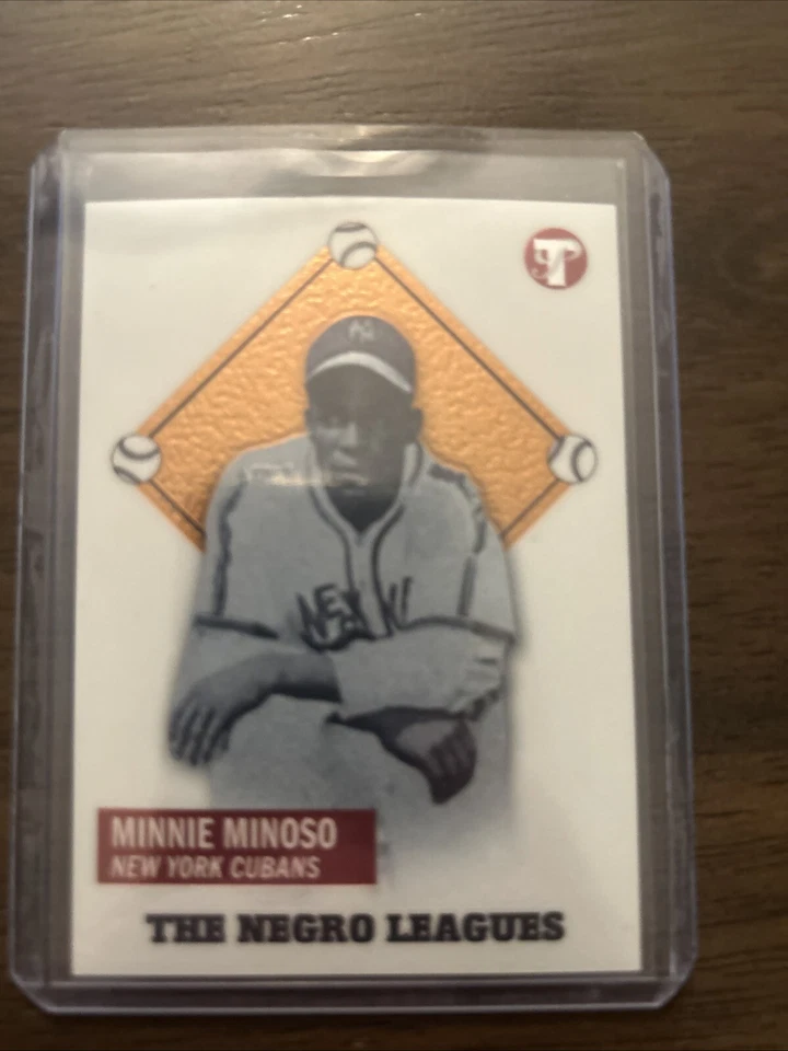 2005 TOPPS PRISTINE "The Negro Leagues” Minnie Minoso #126 Serial #167/999 SP - Image 1 of 2