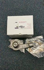 FORD ESCORT RS TURBO SERIES 2 NEW GENUINE FORD WATER PUMP XR3i - Picture 1 of 1