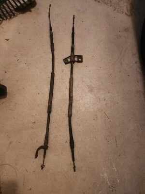 Cables de estacionamiento/freno eléctrico traseros izquierdo y derecho Nissan 300zx z31 1984-1989 Foto 1 de 4